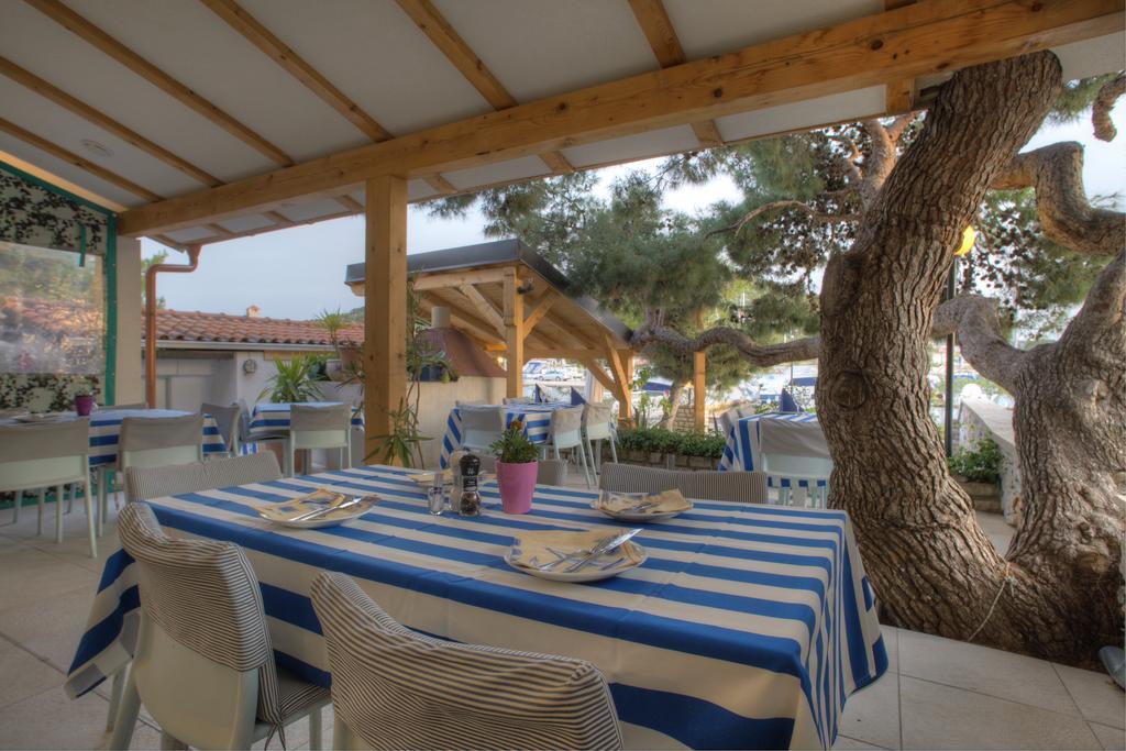 Gina Bed & Breakfast Tisno Dış mekan fotoğraf