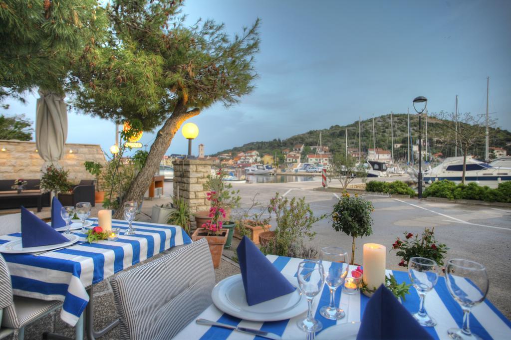 Gina Bed & Breakfast Tisno Oda fotoğraf