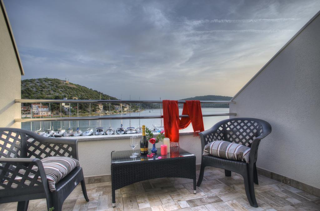 Gina Bed & Breakfast Tisno Oda fotoğraf