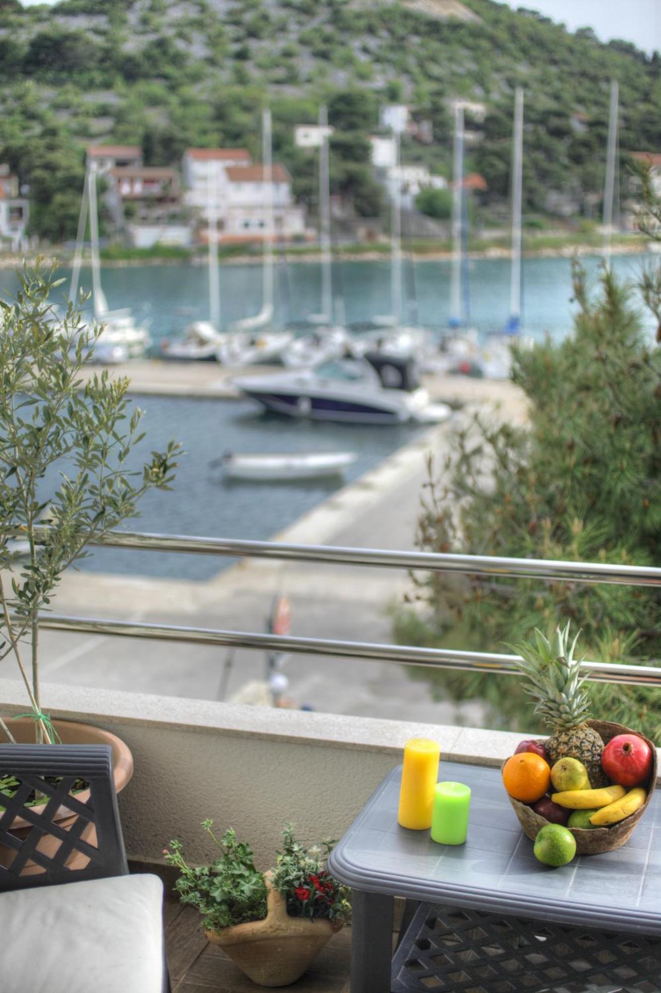 Gina Bed & Breakfast Tisno Dış mekan fotoğraf